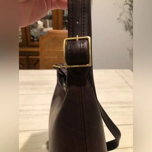 VINTAGE COACH MAHOGANY LEATHER SHOULDER SAC BUCKET BAG #9730 W/ 1-SIDED HANGTAG - Picture 11 of 15
